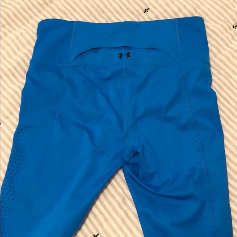 Under Armour Heat Gear Leggings - Picture 3 of 7